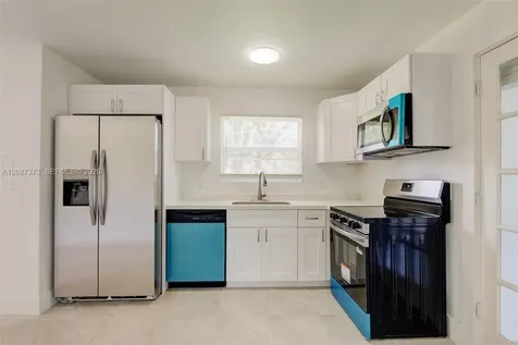 3327 Sapphire Road Lake Worth FL 33462