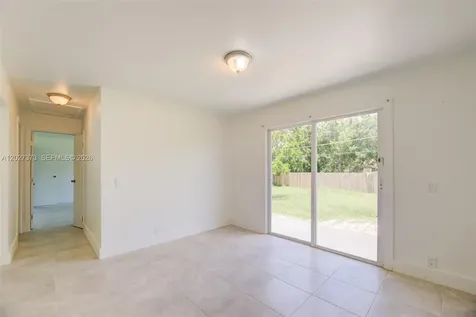 3327 Sapphire Road Lake Worth FL 33462