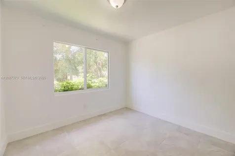 3327 Sapphire Road Lake Worth FL 33462