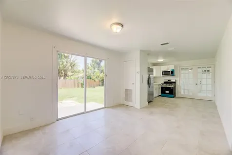 3327 Sapphire Road Lake Worth FL 33462