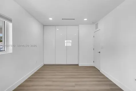 2814 SW 26th Street Miami FL 33133