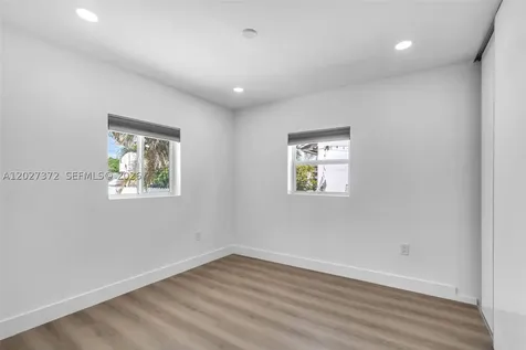 2814 SW 26th Street Miami FL 33133