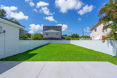 2814 SW 26th Street Miami FL 33133