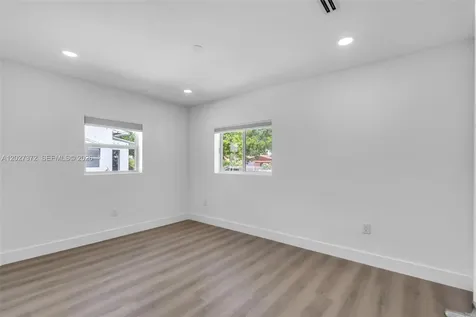 2814 SW 26th Street Miami FL 33133