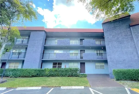 8450 Lagos De Campo Boulevard Tamarac FL 33321