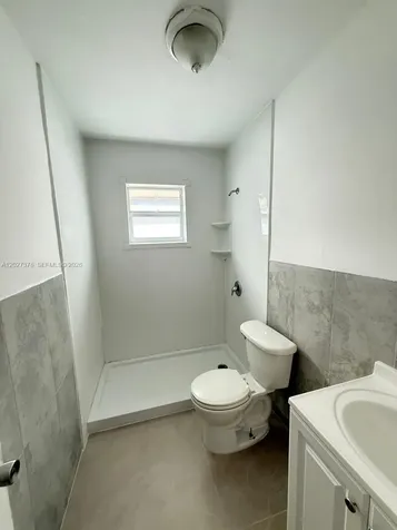 242 SW 11th Street Dania Beach FL 33004