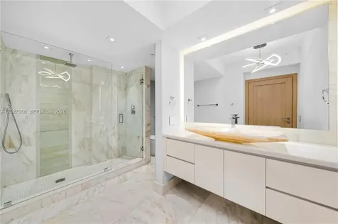 4779 Collins Avenue Miami Beach FL 33140