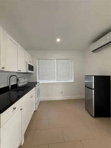 6723 NE Miami Place Miami FL 33138