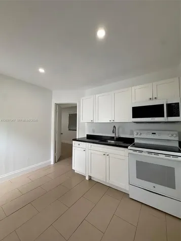 6723 NE Miami Place Miami FL 33138