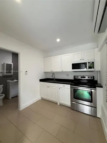6723 NE Miami Place Miami FL 33138