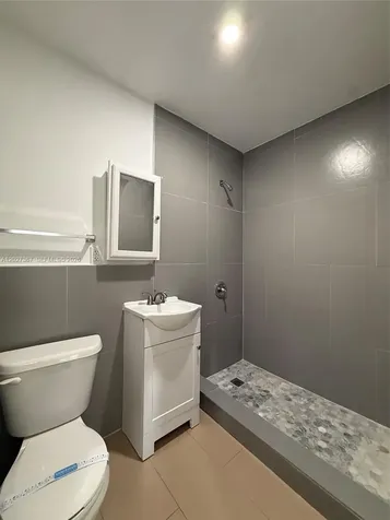 6723 NE Miami Place Miami FL 33138