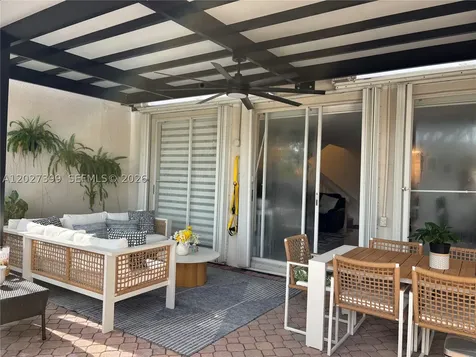 10247 NW 51st Terrace Doral FL 33178