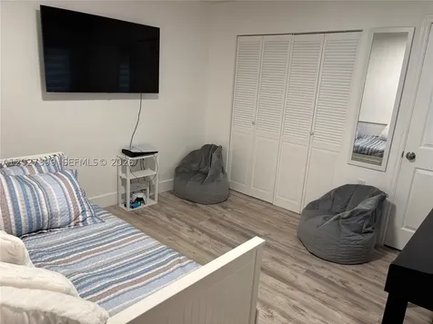 10247 NW 51st Terrace Doral FL 33178
