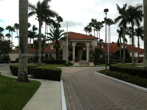 10247 NW 51st Terrace Doral FL 33178