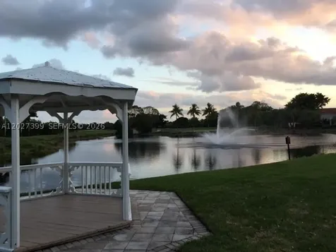 10247 NW 51st Terrace Doral FL 33178
