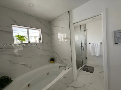 10247 NW 51st Terrace Doral FL 33178