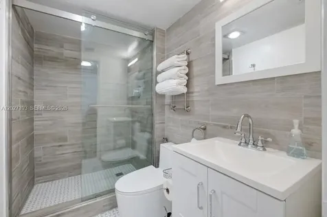 20505 E Country Club Drive Aventura FL 33180