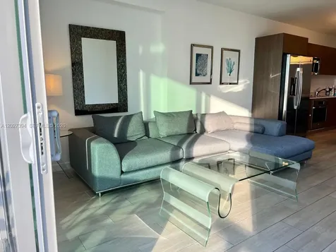 1600 SW 1 Avenue Miami FL 33129