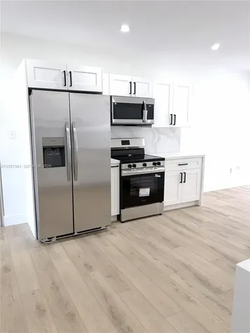 2956 NW 47th Street Miami FL 33142