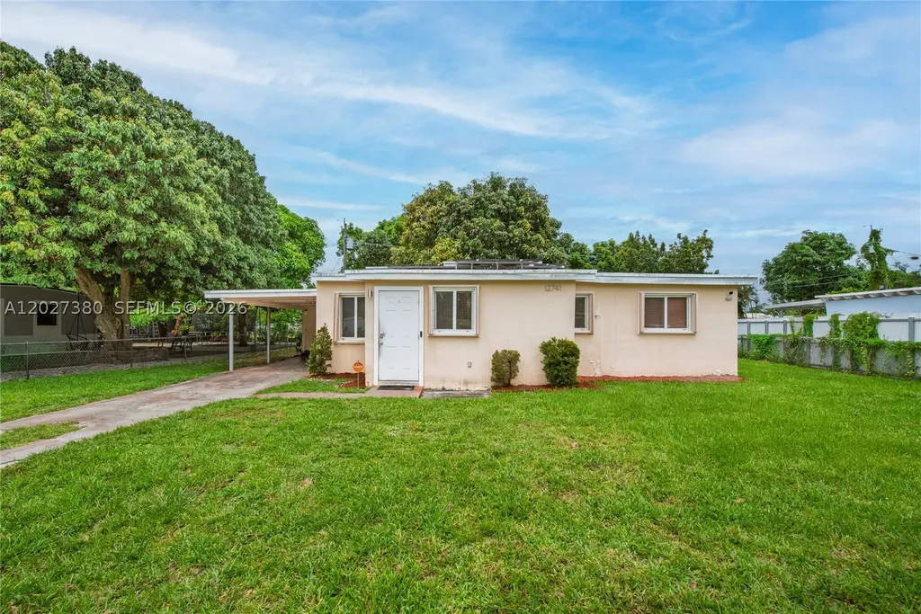 12741 Wood Street Miami FL 33167
