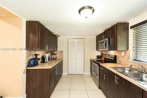 12741 Wood Street Miami FL 33167