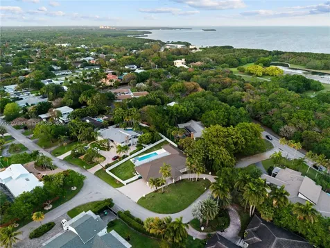 7485 SW 179th Street Palmetto Bay FL 33157