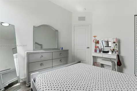 10009 SW 228th Terrace Miami FL 33190