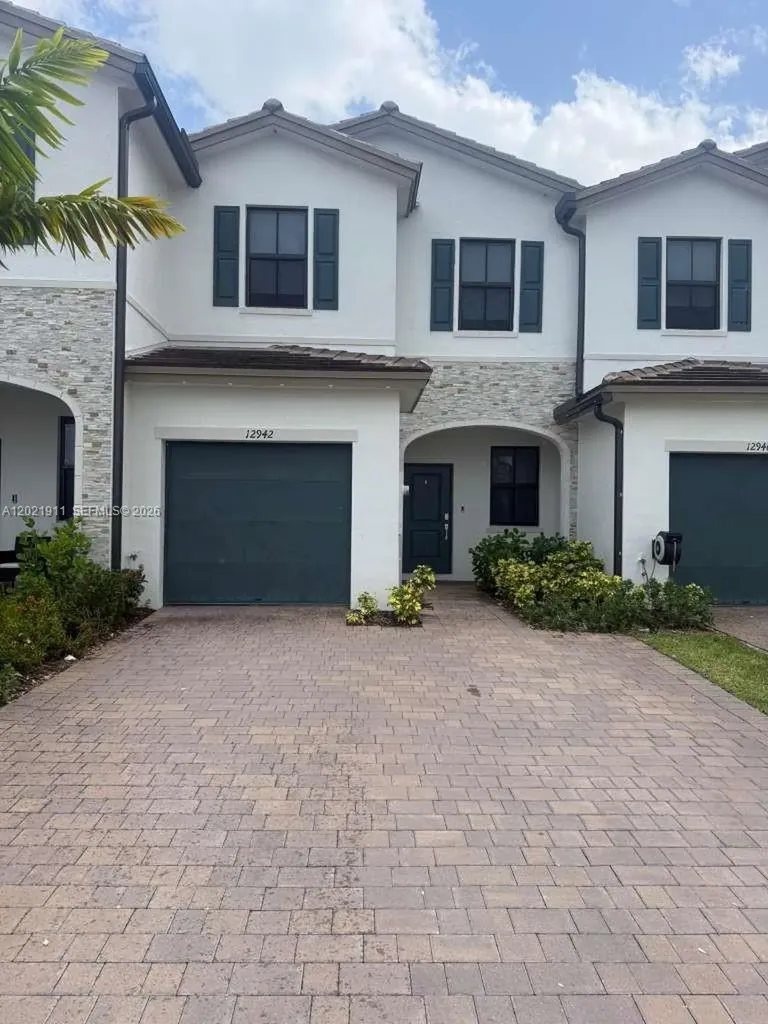 12942 SW 231st Street Miami FL 33170