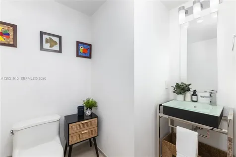 60 SW 13th Street Miami FL 33130