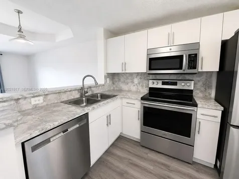 14057 SW 121st Place Miami FL 33186