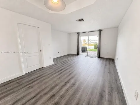 14057 SW 121st Place Miami FL 33186