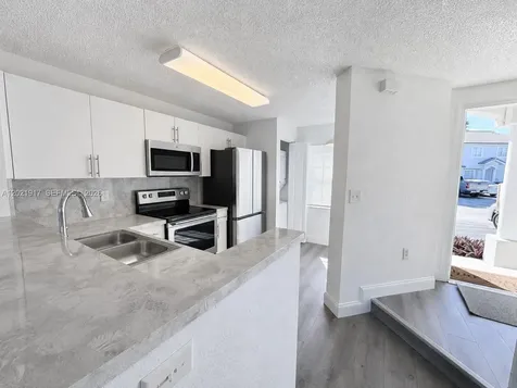 14057 SW 121st Place Miami FL 33186