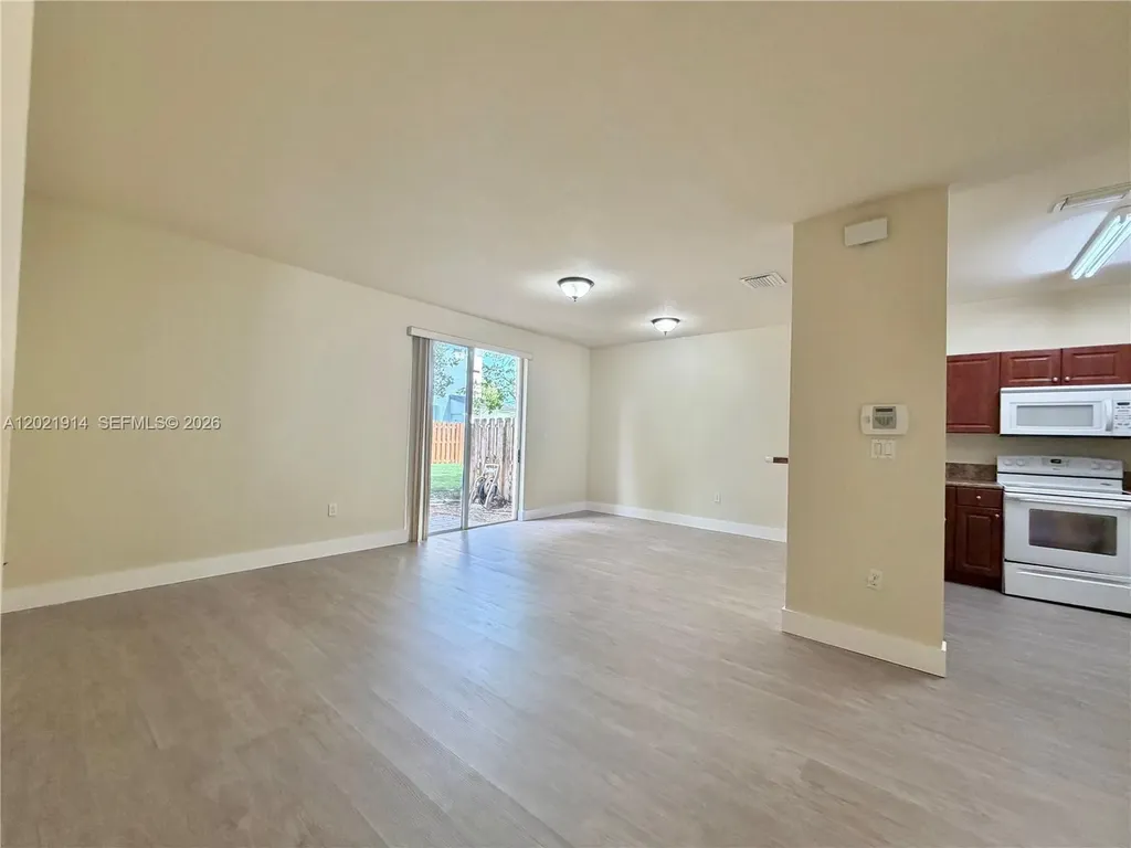 2885 SE 1st Drive Homestead FL 33033