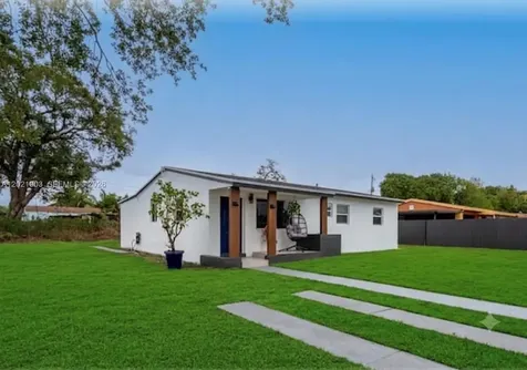 3521 NW 171st Terrace Miami Gardens FL 33056