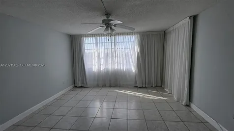 1750 NE 191st Street Miami FL 33179