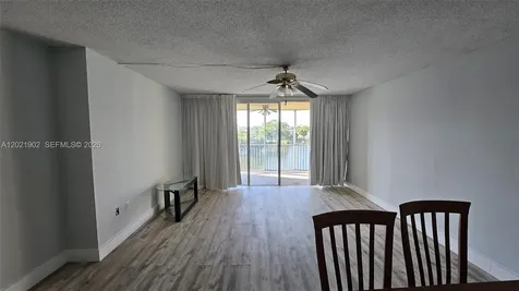 1750 NE 191st Street Miami FL 33179
