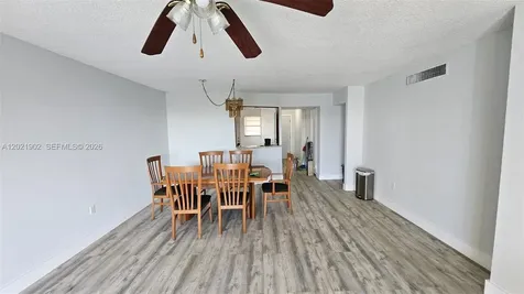 1750 NE 191st Street Miami FL 33179