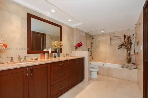 1121 Crandon Boulevard Key Biscayne FL 33149
