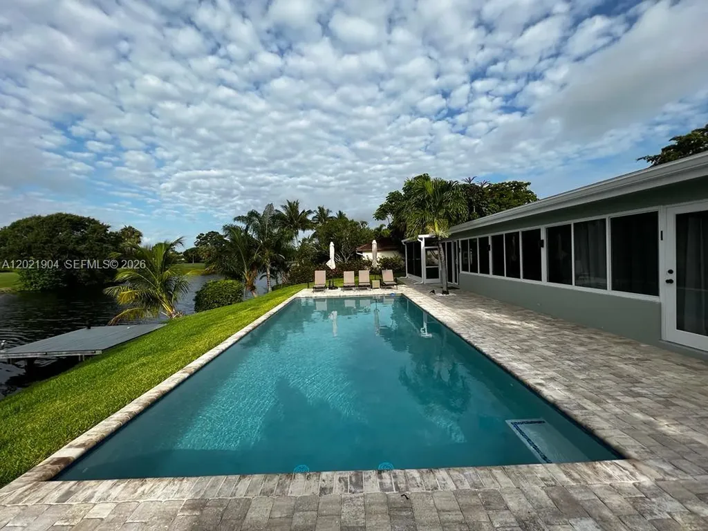 3324 Lakeview Boulevard Delray Beach FL 33445