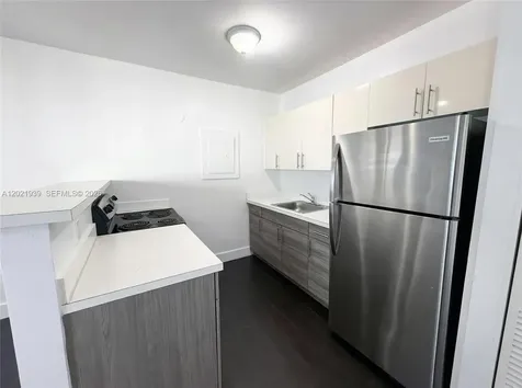 1040 NW 3rd Avenue Miami FL 33136