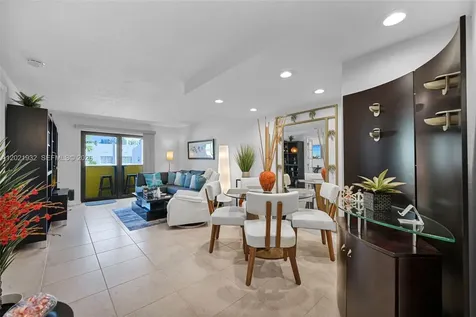 1334 Collins Avenue Miami Beach FL 33139