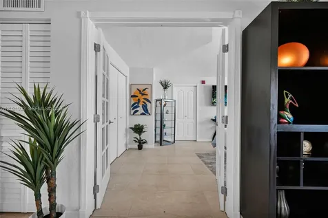1334 Collins Avenue Miami Beach FL 33139