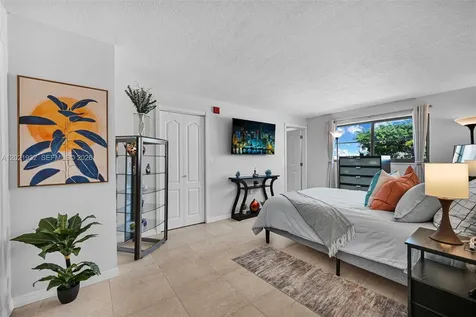 1334 Collins Avenue Miami Beach FL 33139