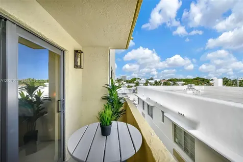 1334 Collins Avenue Miami Beach FL 33139