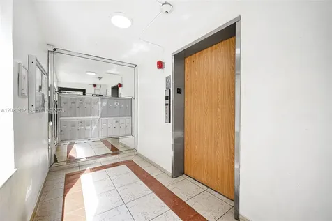 1334 Collins Avenue Miami Beach FL 33139