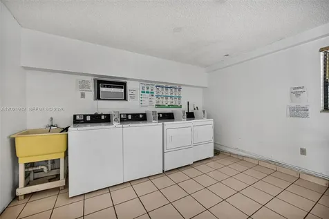 1334 Collins Avenue Miami Beach FL 33139