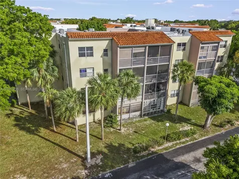 1800 SW 81st Avenue North Lauderdale FL 33068