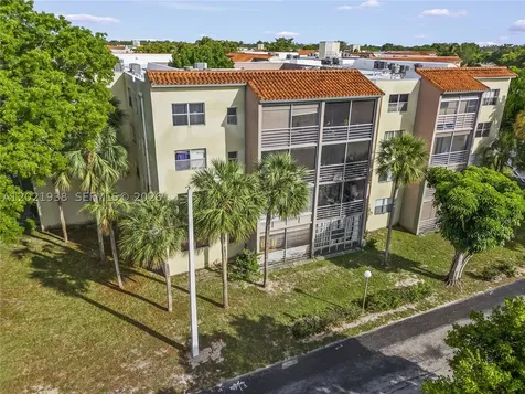 1800 SW 81st Avenue North Lauderdale FL 33068