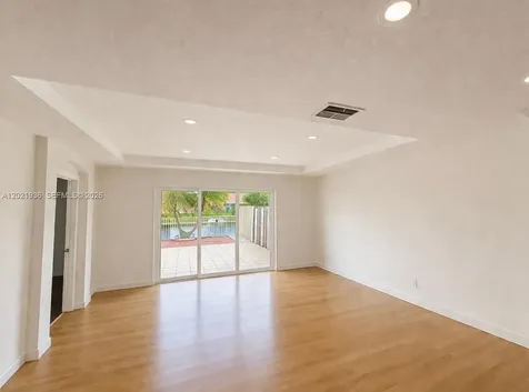 16342 SW 45th Terrace Miami FL 33185