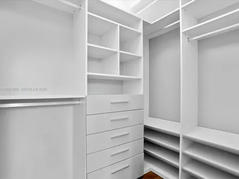 125 Hampton Lane Key Biscayne FL 33149